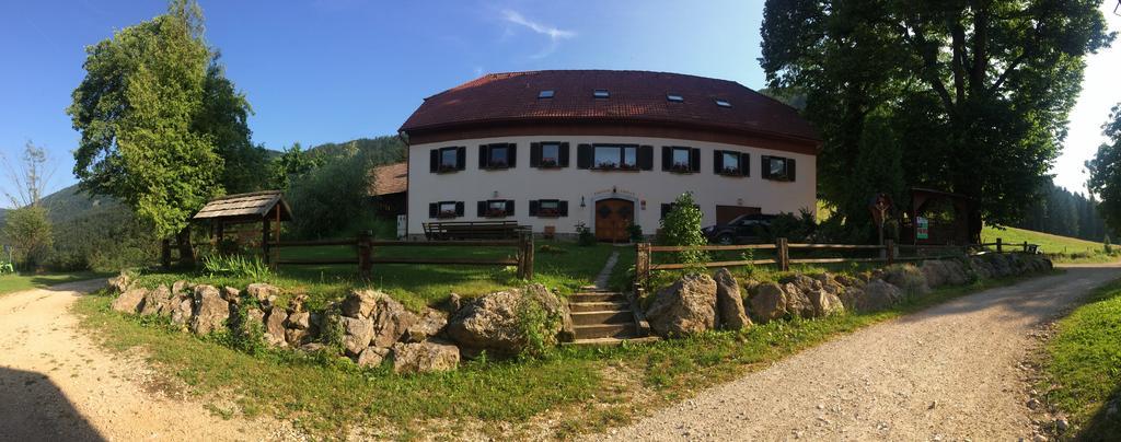 Villa Turisticna Kmetija Toman à Gornji Grad Extérieur photo